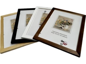 Ramka na zdjęcia w drewnianej oprawie 21x30