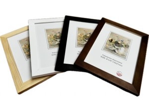 Ramka na zdjęcia w drewnianej oprawie 15x21