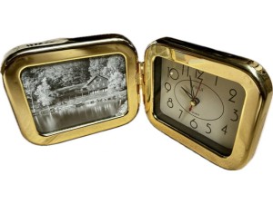 Zegarek z obrazkiem na baterie